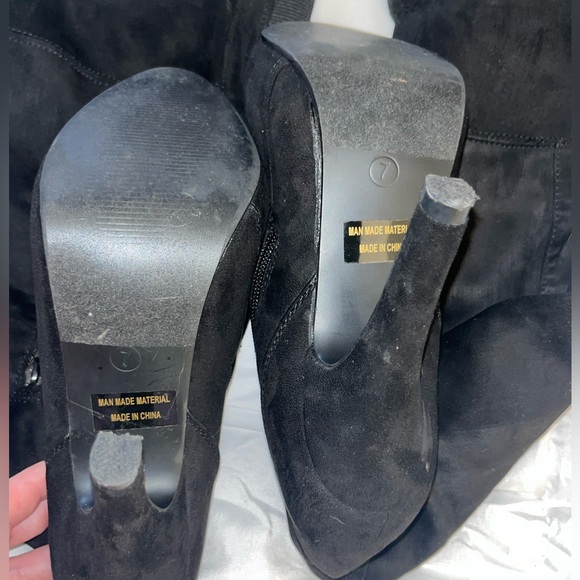 Black Knee High Boots - Picture 3 of 6